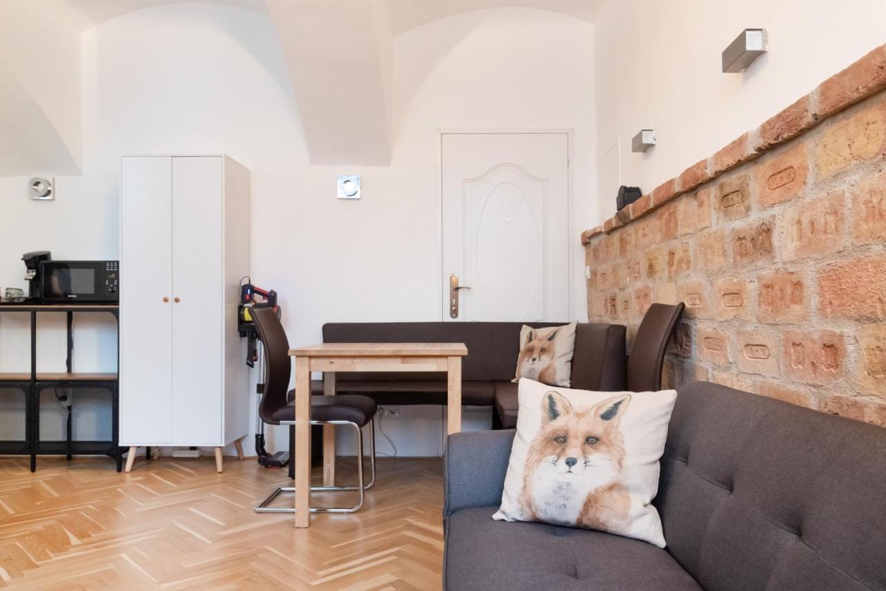Ferienwohnung Der Fuchsbau - Neu, kuschelig und zentral im Grünen Wien Exterior foto